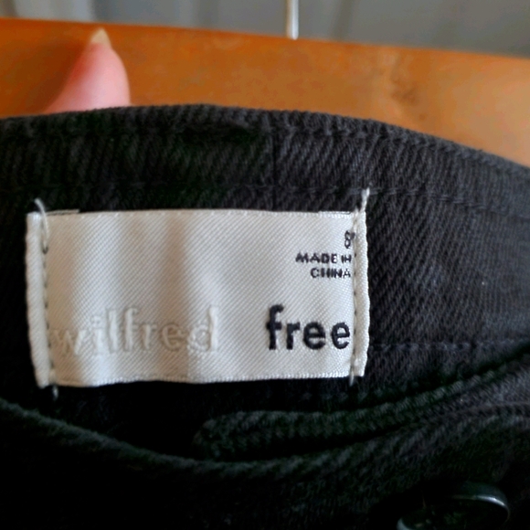 Wilfred straight/wide leg pants size 8 - Picture 2 of 2